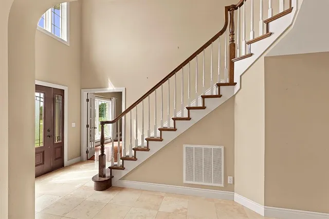 $560,000 | 110 Crestwood Estates, Pittsburg, KS 66762