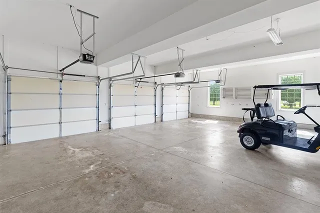 $560,000 | 110 Crestwood Estates, Pittsburg, KS 66762