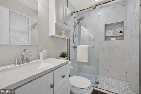 $925,000 | 2270 Glenmore Terrace, Rockville, MD 20850