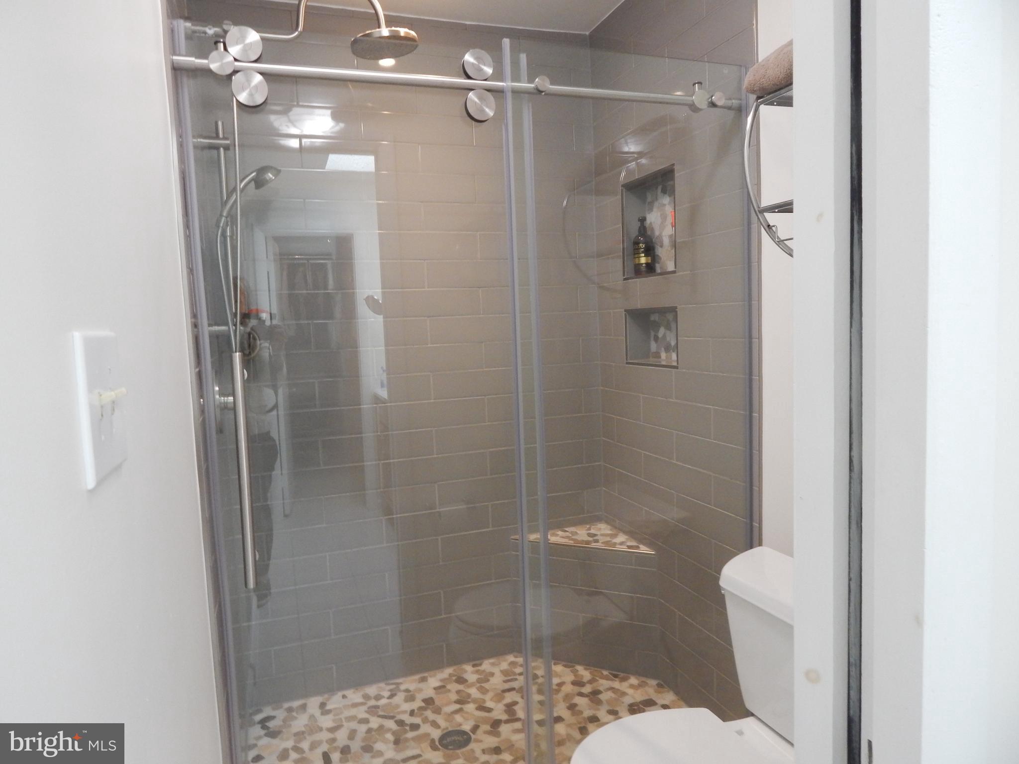 2318 Glade Bank Way Reston, VA 20191 - Photo 28 of 32 Beautiful master bath