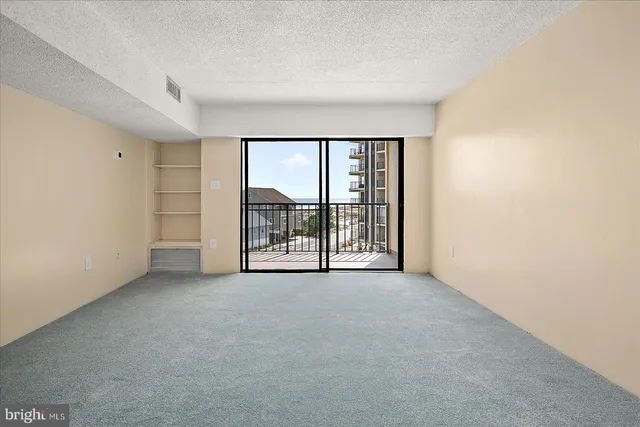 $299,900 | 7 136th Street, Unit N405, Ocean City, MD 21842
