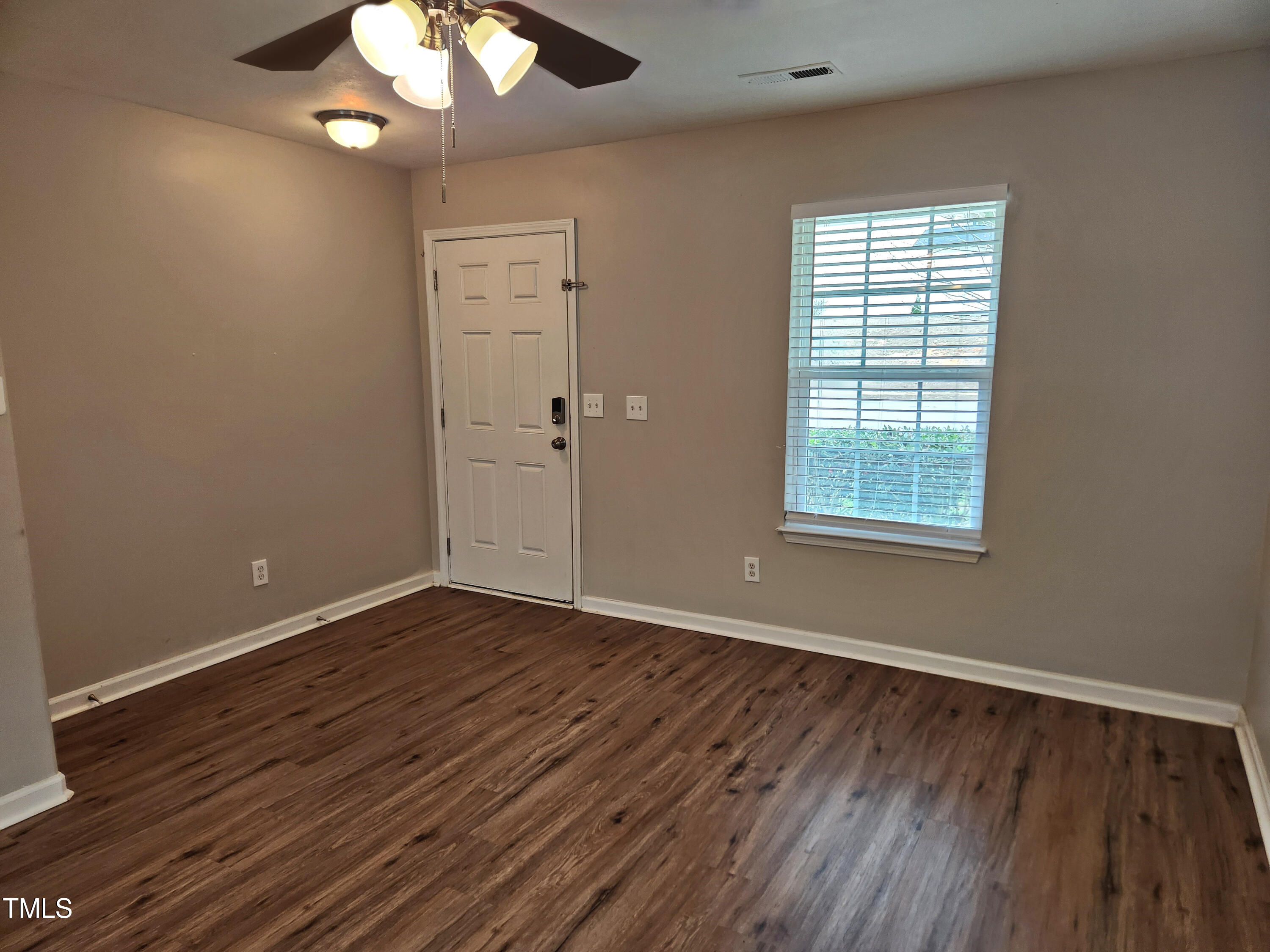 1706 Mayridge Lane Raleigh, NC 27610 - Photo 6 of 28 Entry