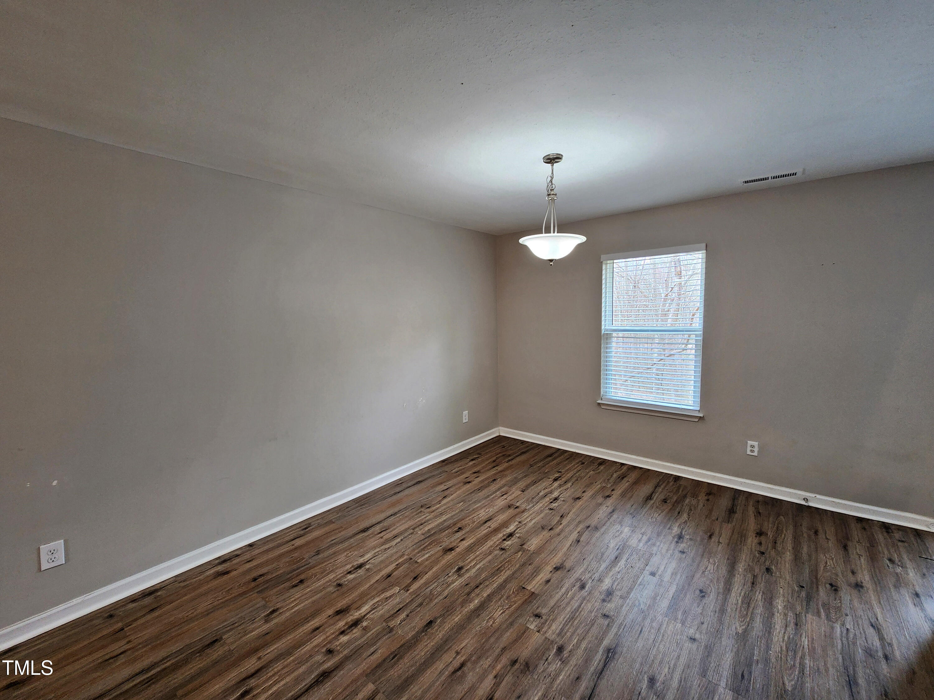 1706 Mayridge Lane Raleigh, NC 27610 - Photo 10 of 28 Dining