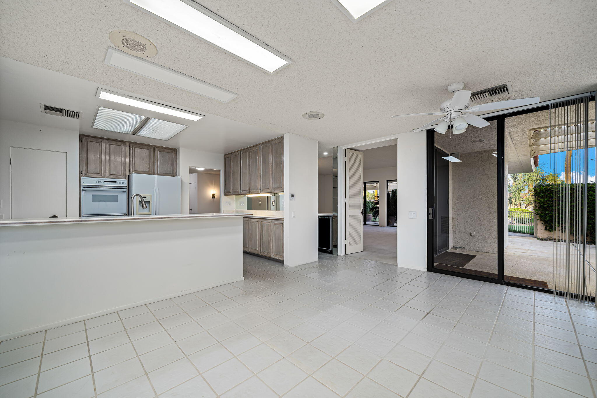 2 Clemson Street Rancho Mirage, CA 92270 - Photo 11 of 34 Reverse View of Breakfast Nook & Kitchen