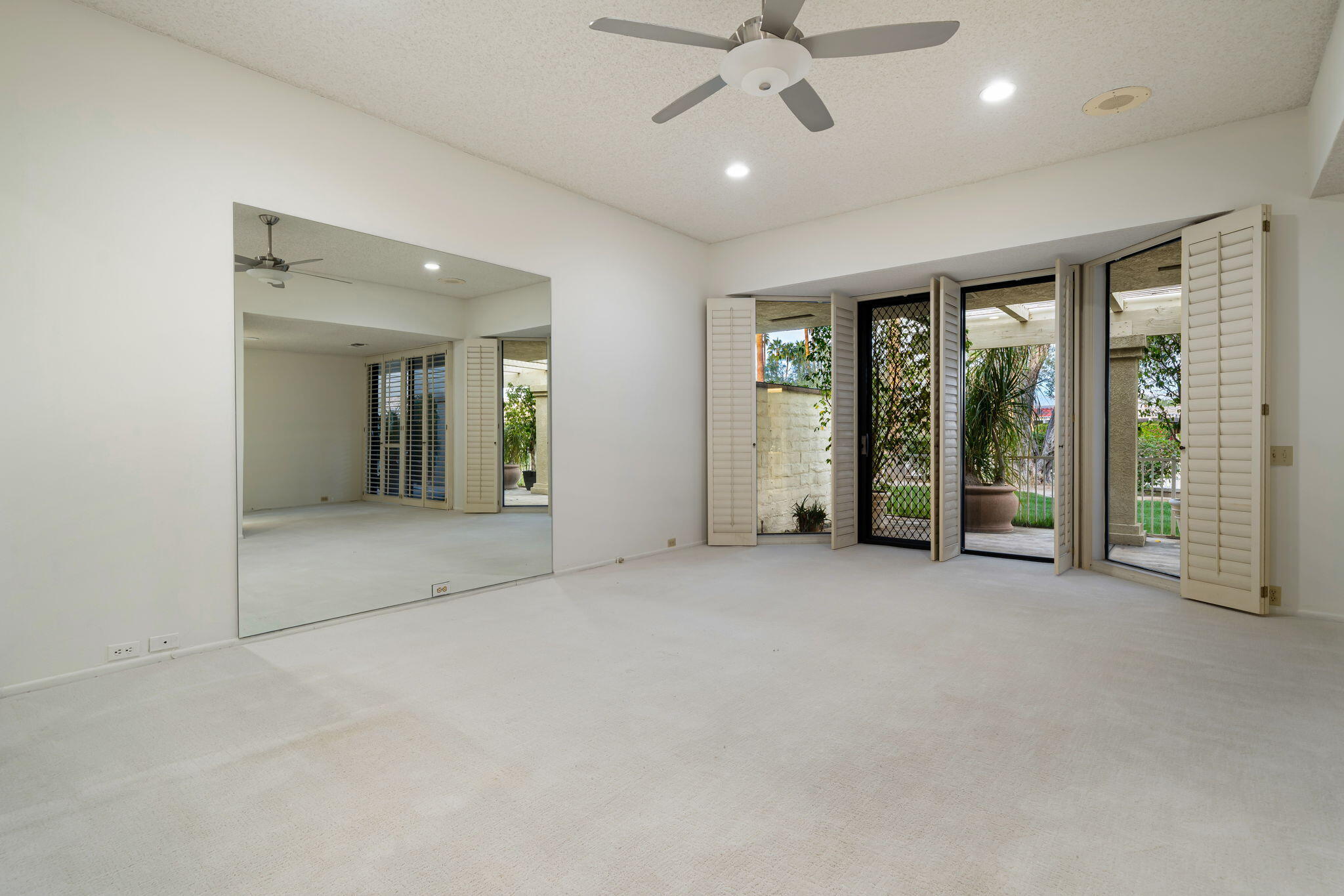2 Clemson Street Rancho Mirage, CA 92270 - Photo 18 of 34 Primary Bedroom