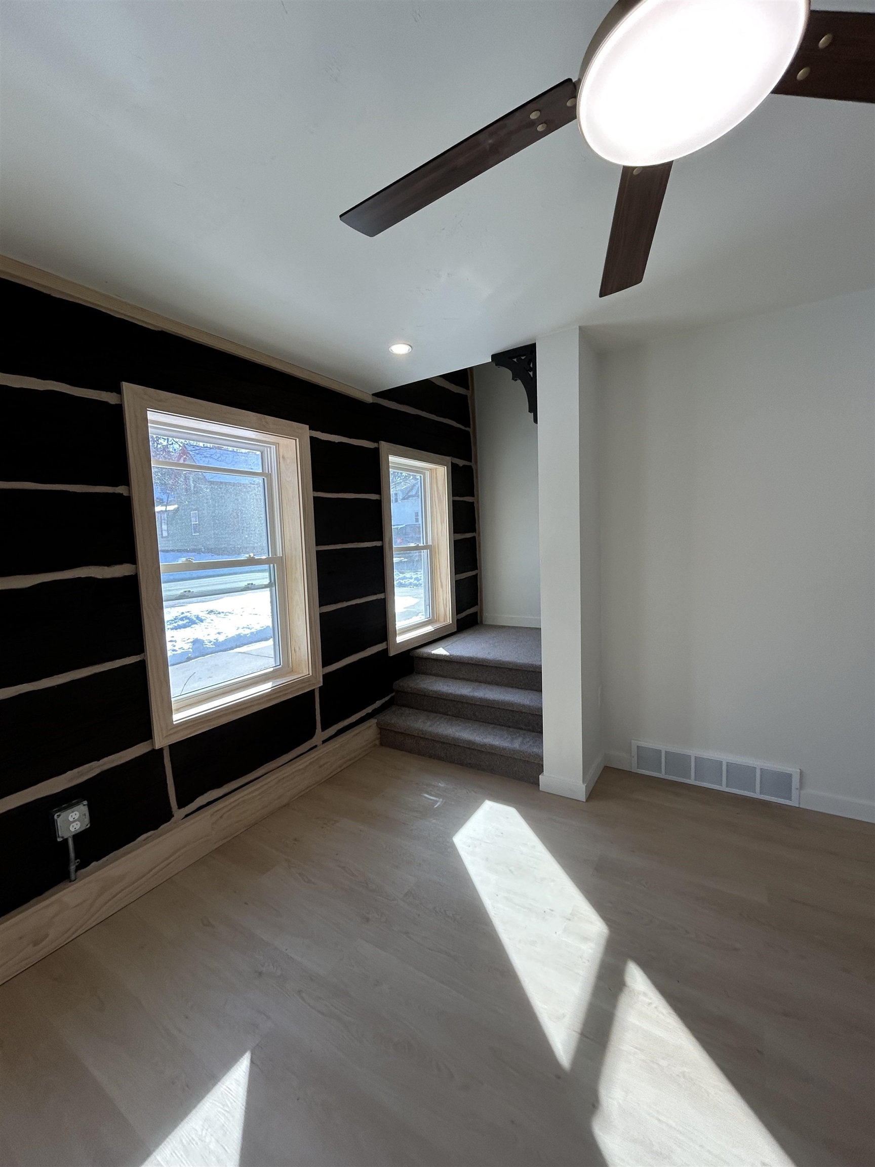 615 Ellis Street Kewaunee, WI 54216 - Photo 12 of 35