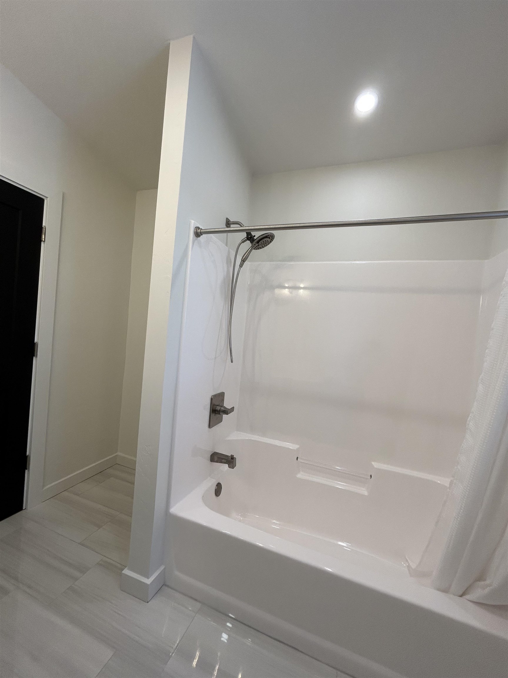 615 Ellis Street Kewaunee, WI 54216 - Photo 23 of 35