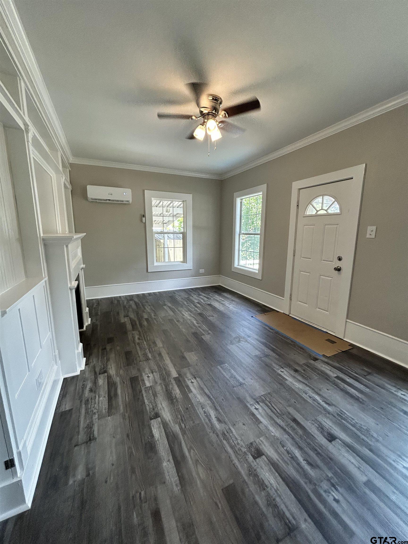 112 East Lakeview Street Henderson, TX 75652 - Photo 7 of 20