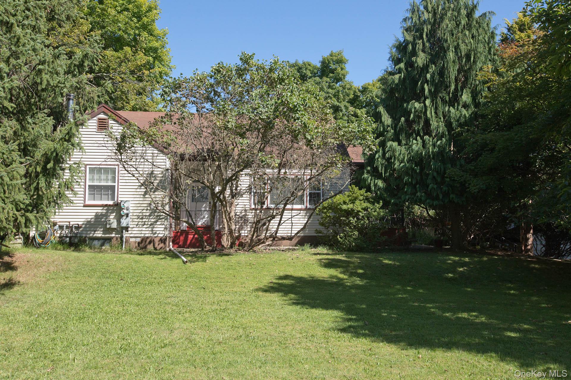 586 Union Road Spring Valley, NY 10977 - Photo 3 of 29 Gallery Image 3