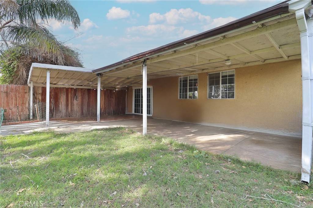 525 East 3rd Street Rialto, CA 92376 - Photo 18 of 21