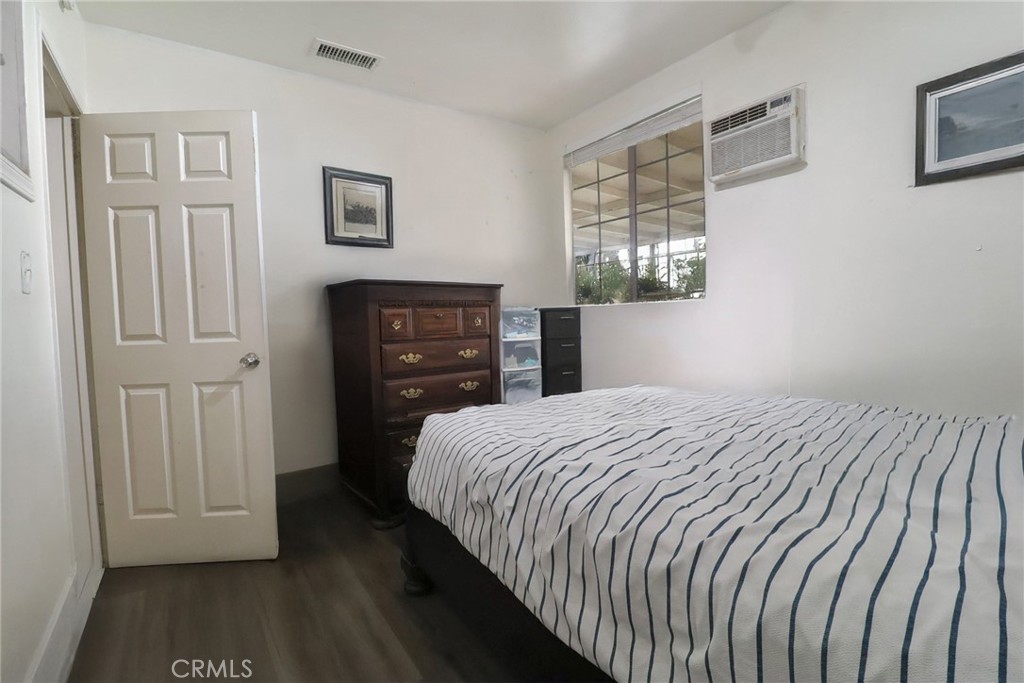 525 East 3rd Street Rialto, CA 92376 - Photo 9 of 21