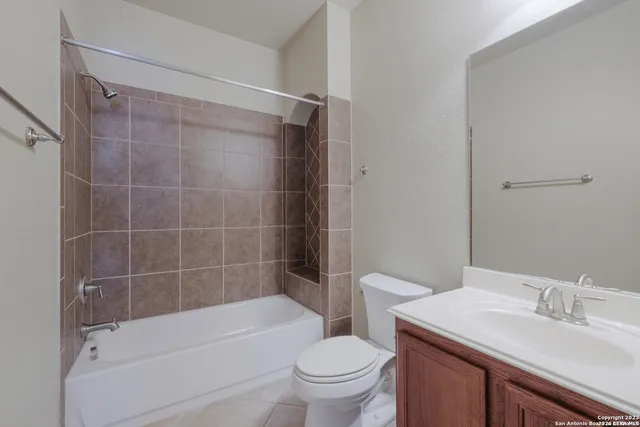 $1,900 | 10507 Weser Lane, Helotes, TX 78023