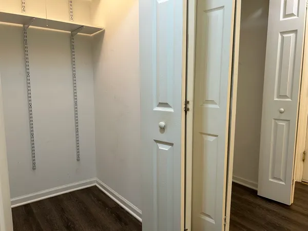 $174,900 | 1875 Tall Oaks Drive, Unit 3406, Aurora, IL 60505