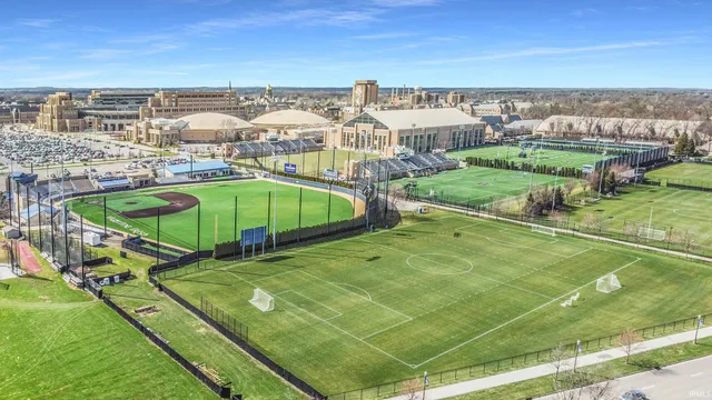 $4,800 | 1752 Willis Street, South Bend, IN 46637