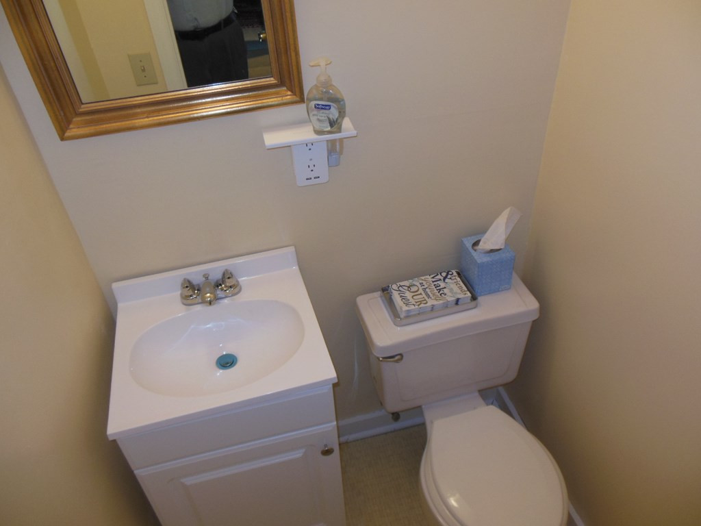 524 Weatherford Road Orangeburg, SC 29115 - Photo 8 of 16 Half Bath