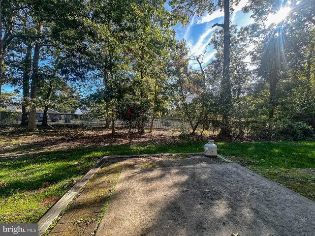 a view of a room with an empty space