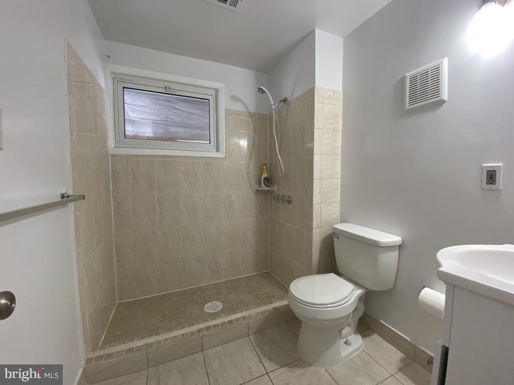 603 West Poplar Road Sterling, VA 20164 - Photo 17 of 22 603 W Poplar Road Lower Level Bath