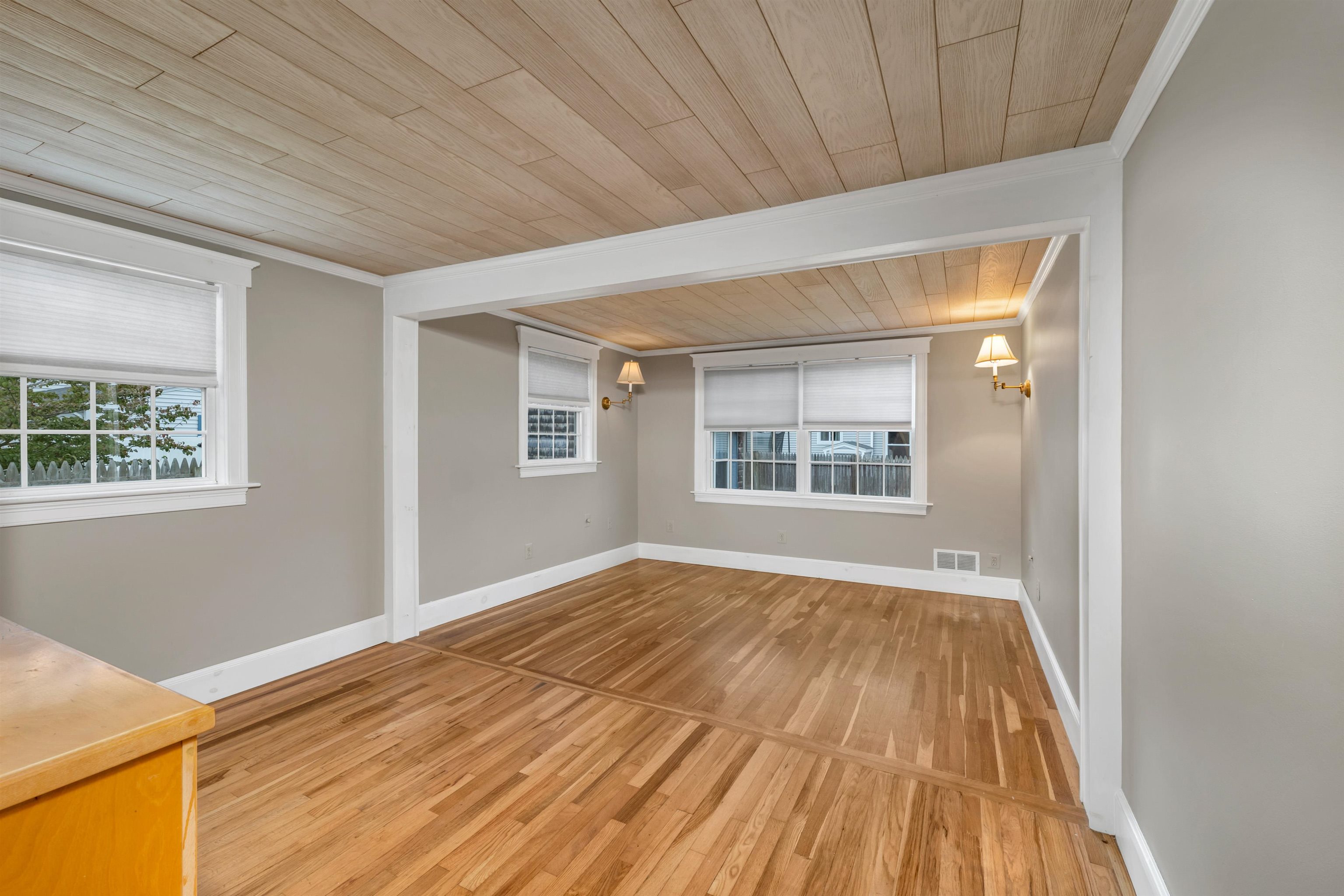 8 Oxbow Lane Dover, NH 03820 - Photo 12 of 40