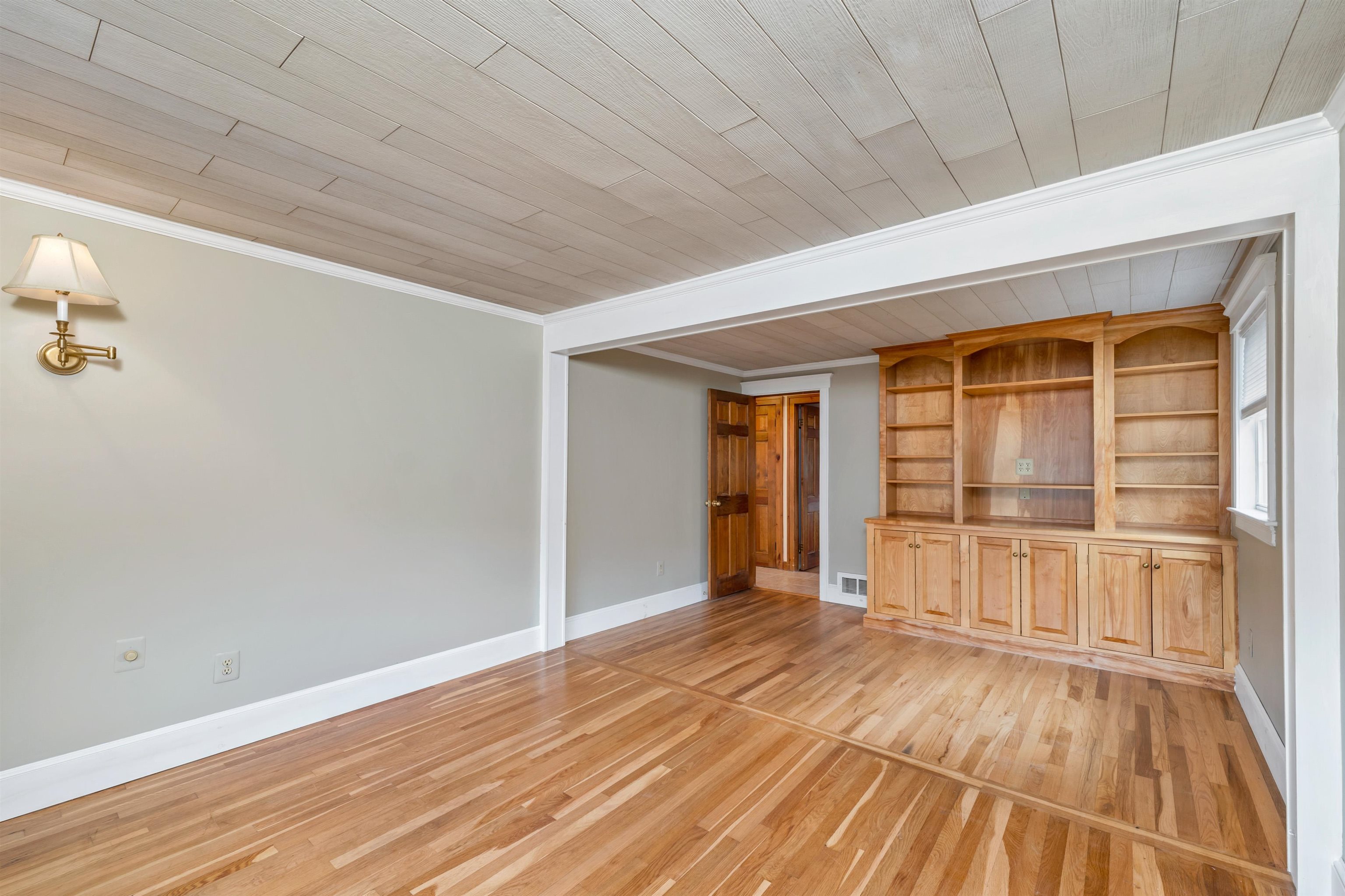 8 Oxbow Lane Dover, NH 03820 - Photo 14 of 40