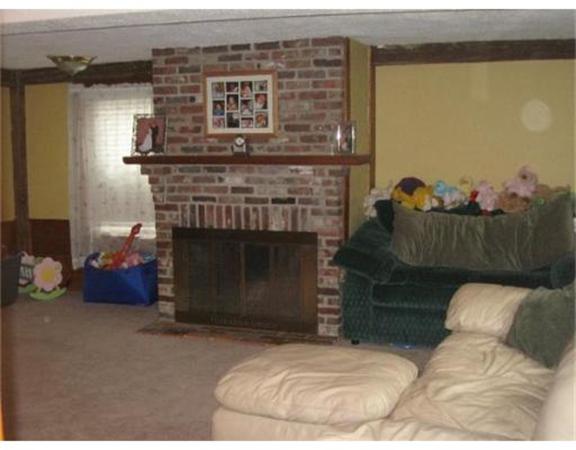 286 Andover Road Billerica, MA 01821 - Photo 11 of 27