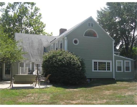 286 Andover Road Billerica, MA 01821 - Photo 2 of 27