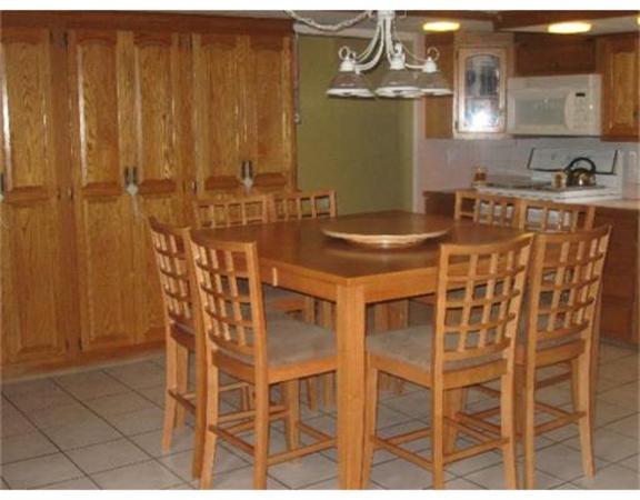 286 Andover Road Billerica, MA 01821 - Photo 8 of 27