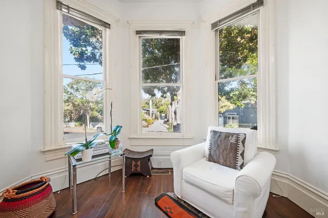 $975,000 | 1325 Calistoga Avenue, Napa, CA 94559