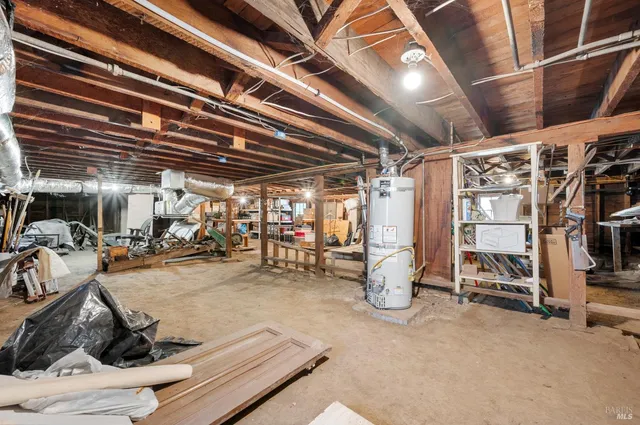 $975,000 | 1325 Calistoga Avenue, Napa, CA 94559