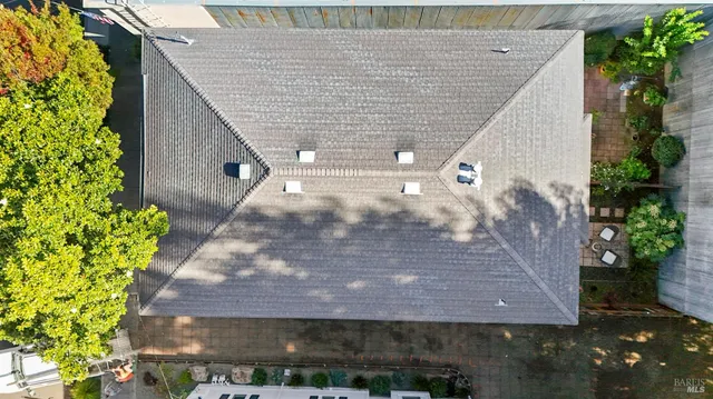 $975,000 | 1325 Calistoga Avenue, Napa, CA 94559