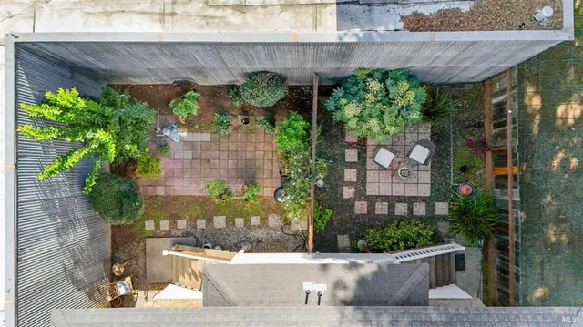 $975,000 | 1325 Calistoga Avenue, Napa, CA 94559