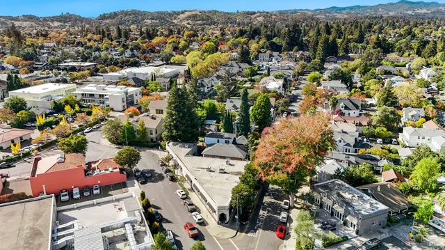 $975,000 | 1325 Calistoga Avenue, Napa, CA 94559