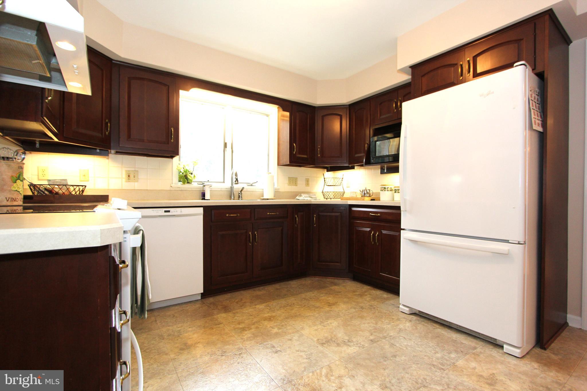 6670 Springhill Drive Frederick, MD 21702 - Photo 12 of 98 Kitchen, view 2