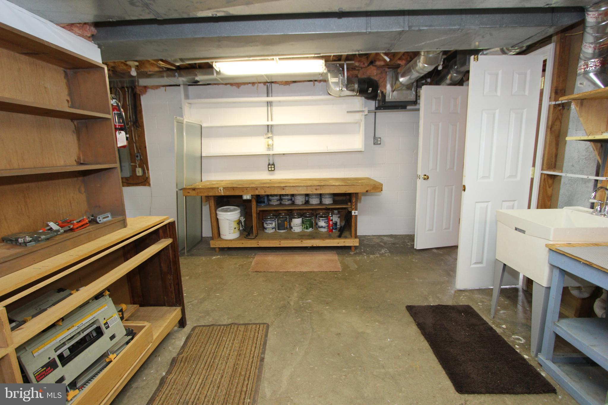 6670 Springhill Drive Frederick, MD 21702 - Photo 58 of 98 Workshop, view 2