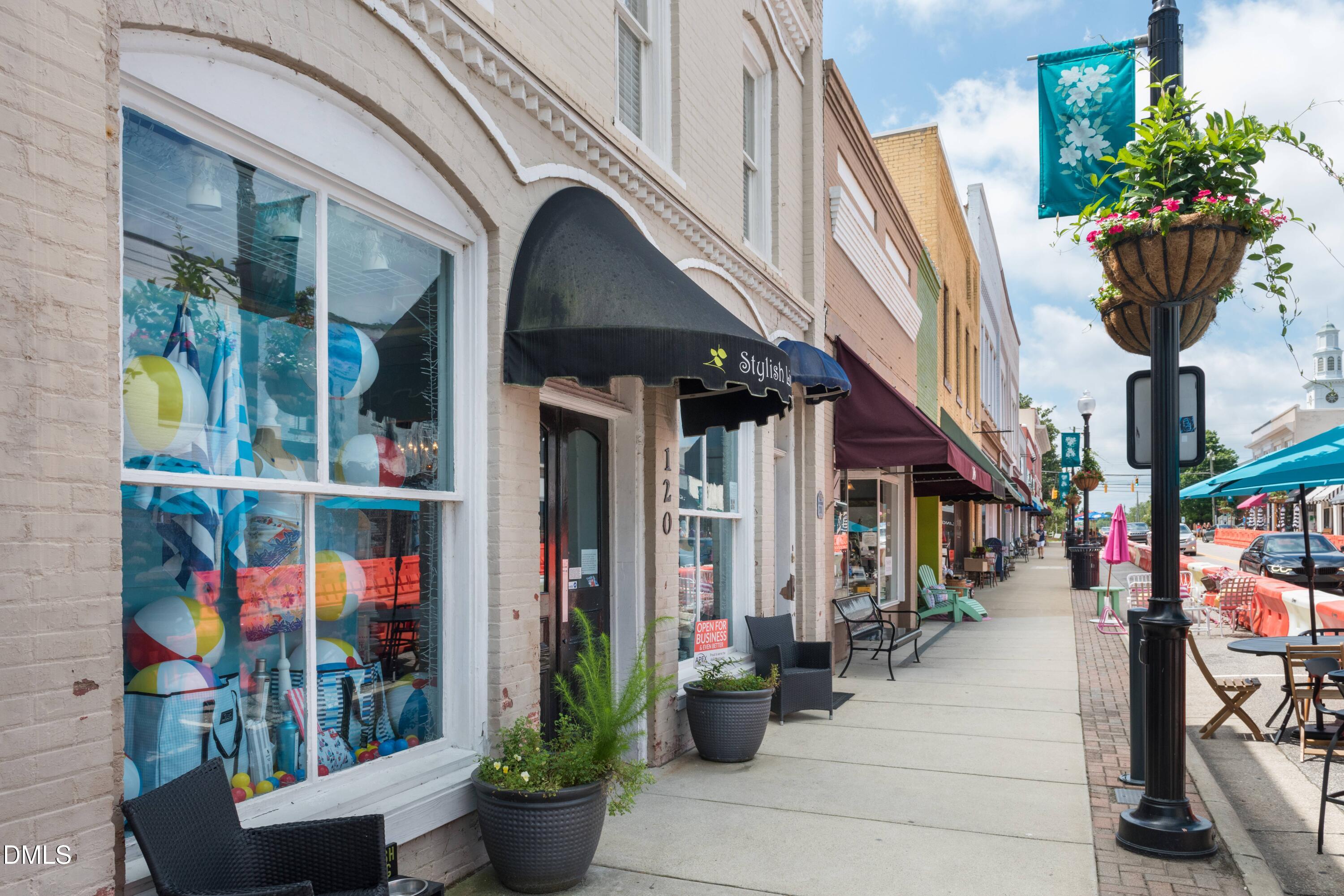 311 Jeter Grove Road Apex, NC 27523 - Photo 24 of 30 P_RAL_Apex_POI_TWN_2