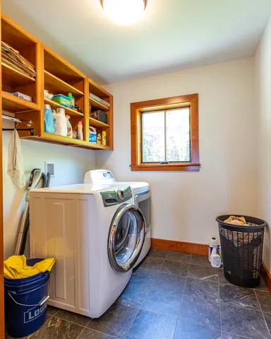 $975,000 | 107 Acadian Oak Lane, Sedgwick, ME 04676