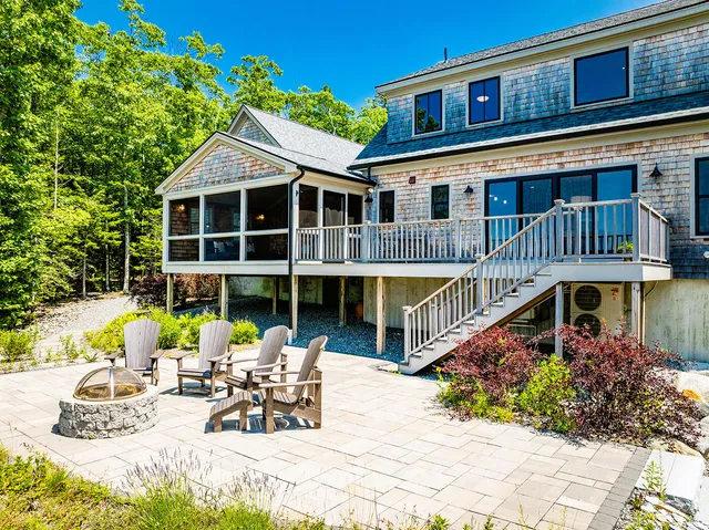 $975,000 | 107 Acadian Oak Lane, Sedgwick, ME 04676
