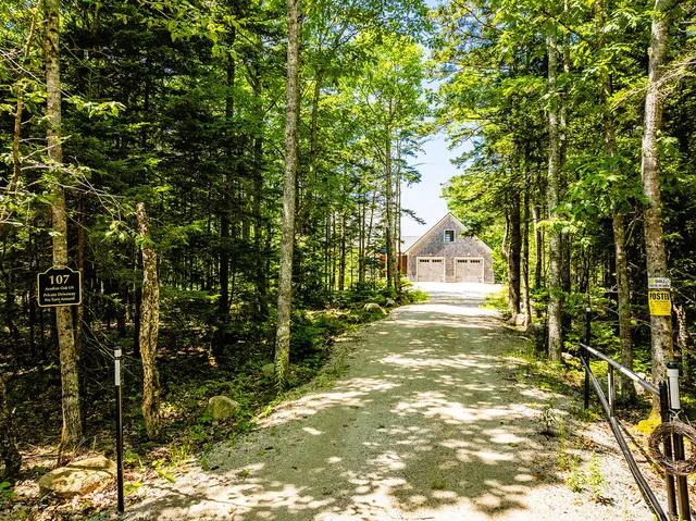 $975,000 | 107 Acadian Oak Lane, Sedgwick, ME 04676
