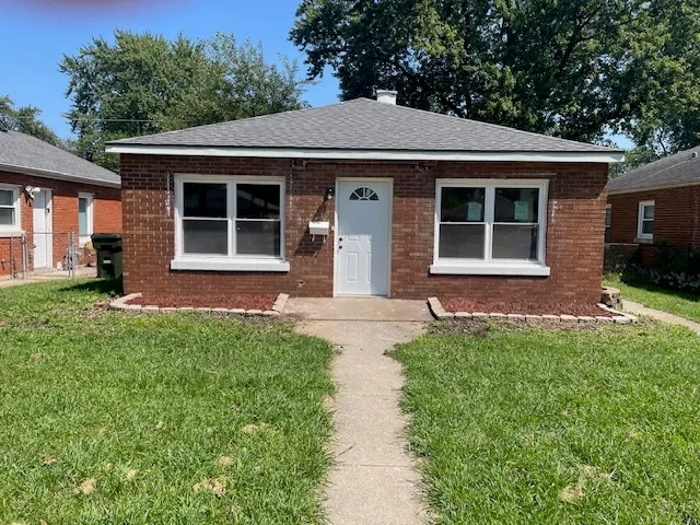 $1,700 | 14921 Oak Street, Dolton, IL 60419