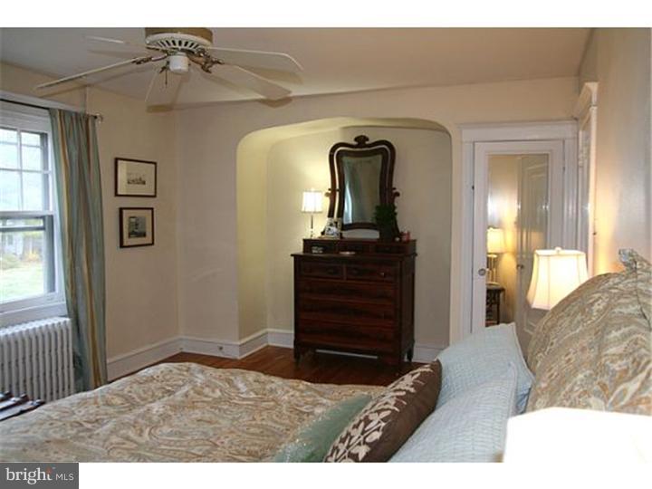 2922 Mapleshade Road Ardmore, PA 19003 - Photo 11 of 24