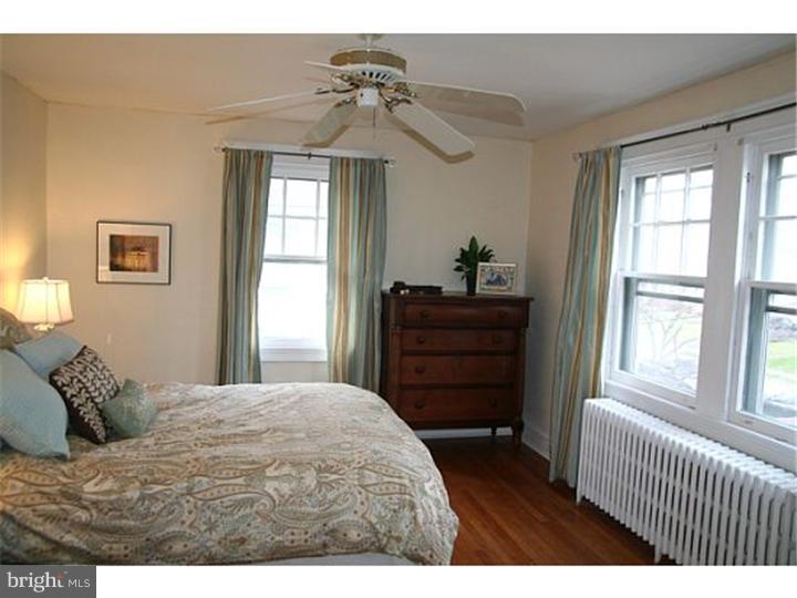 2922 Mapleshade Road Ardmore, PA 19003 - Photo 10 of 24
