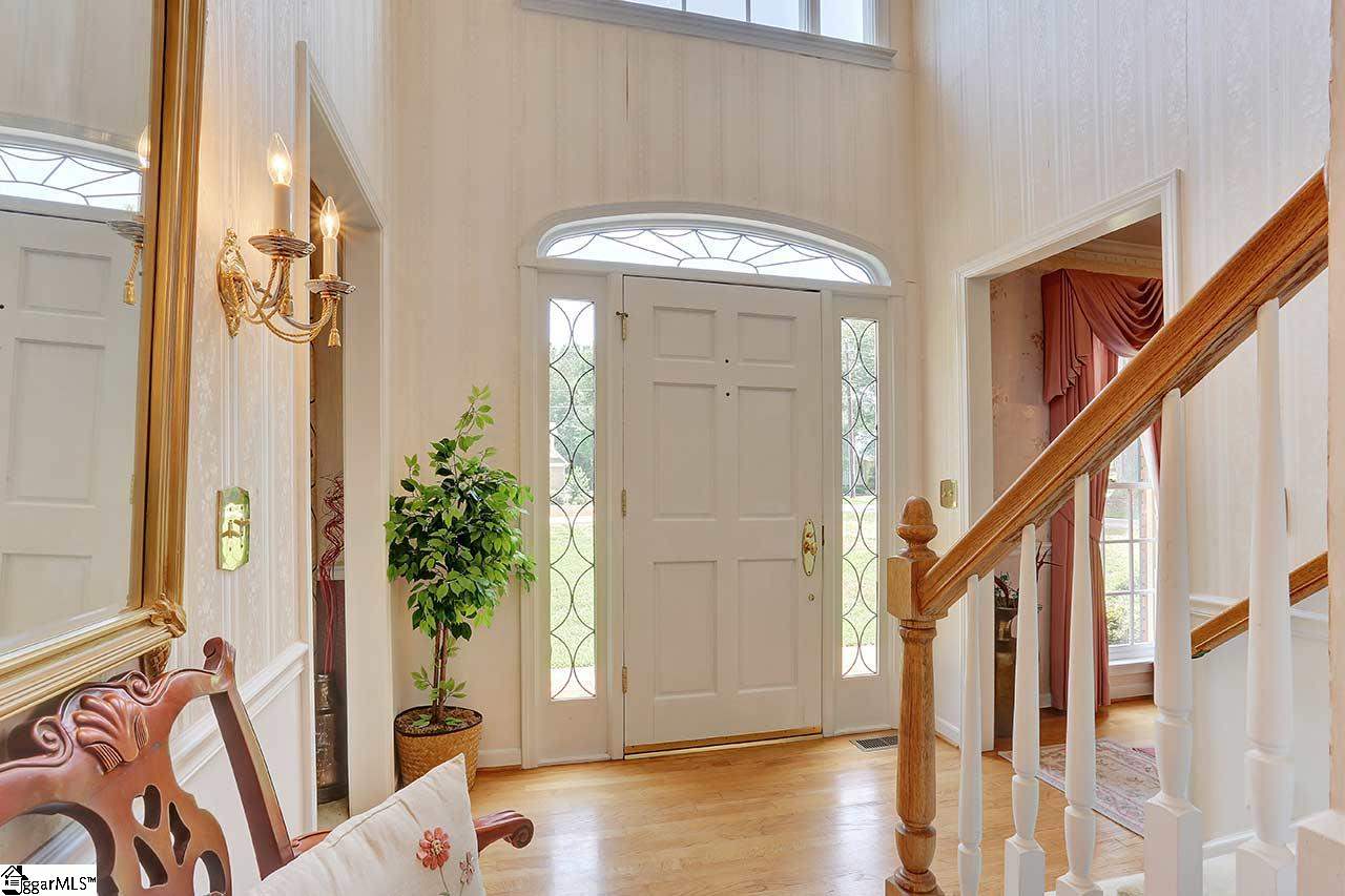 1010 3 Bridges Road Easley, SC 29642 - Photo 4 of 36 Gallery Image 4