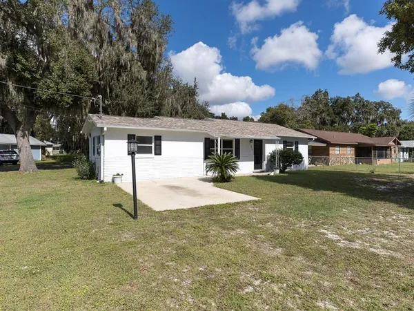 $1,575 | 1314 Cr 443 Lake, Lake Panasoffkee, FL 33538