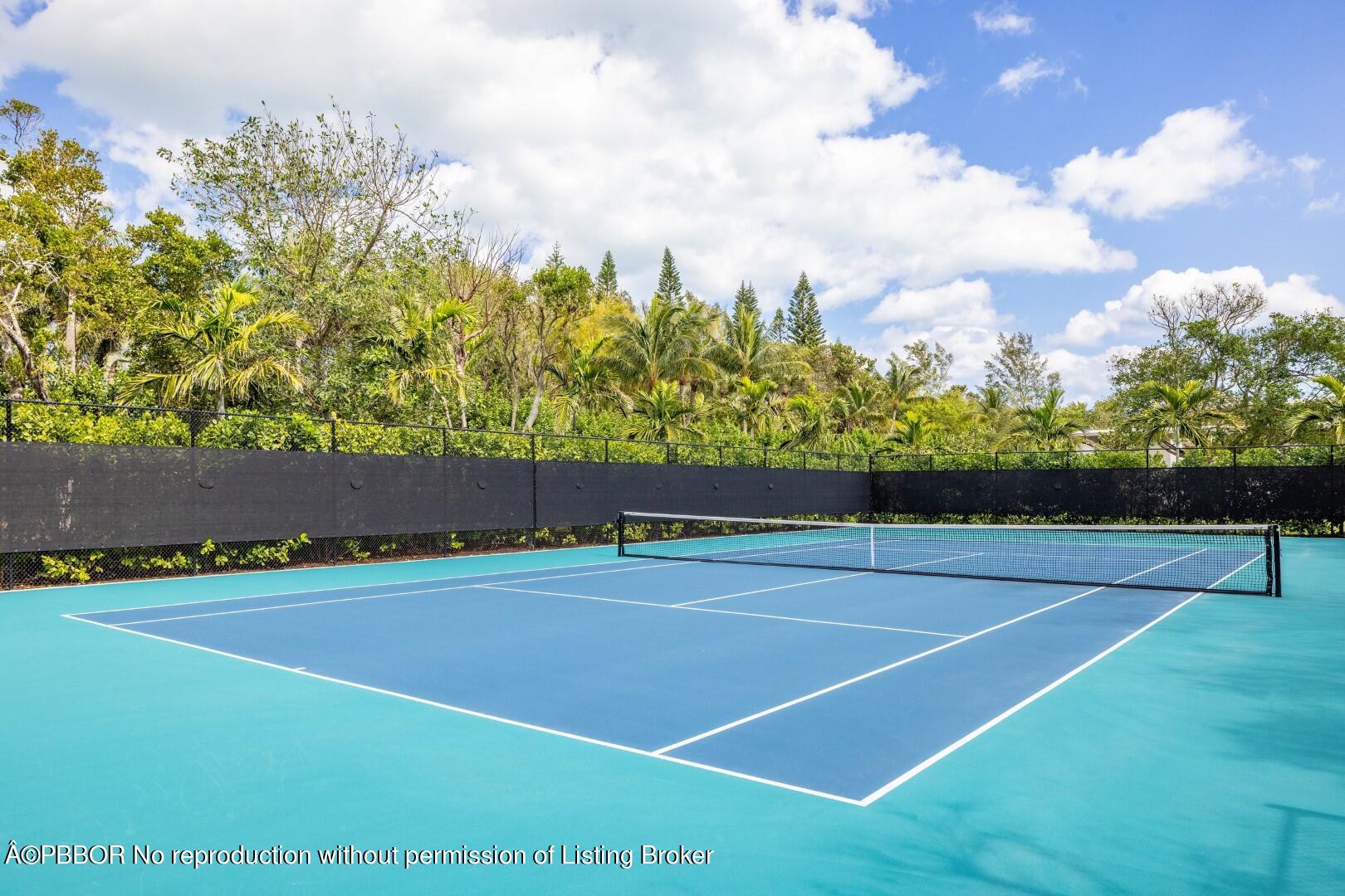 310 South Beach Road Jupiter Island, FL 33455 - Photo 30 of 32 Tennis Court