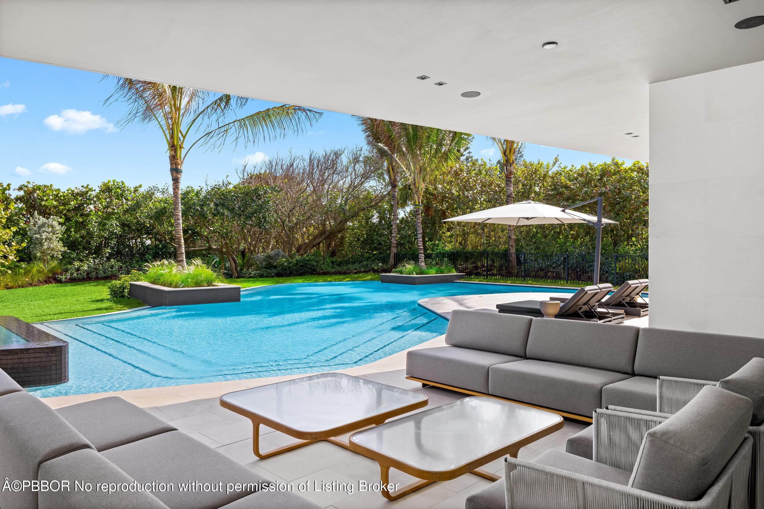 310 South Beach Road Jupiter Island, FL 33455 - Photo 10 of 32 Loggia