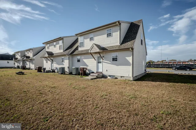 $1,950 | 221 North Brown Street, Fruitland, MD 21826