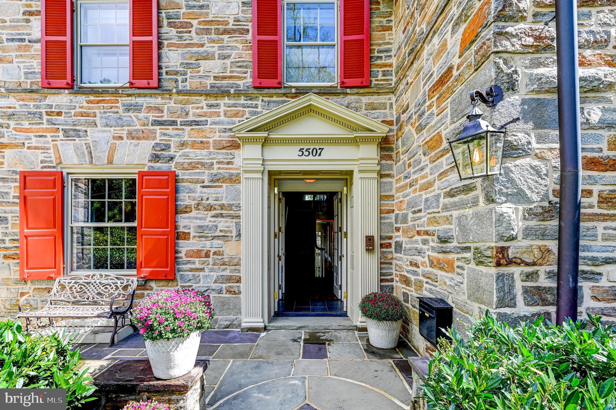 5507 St Albans Way Baltimore, MD 21212 - Photo 4 of 61