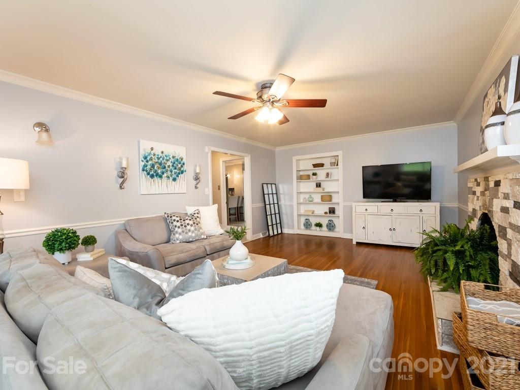 5934 Kirkpatrick Road Charlotte, NC 28211 - Photo 14 of 47 Gallery Image 14