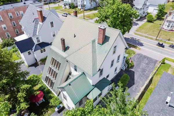 $500,000 | 73 Gilford Avenue, Laconia, NH 03246