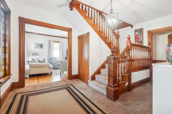$500,000 | 73 Gilford Avenue, Laconia, NH 03246