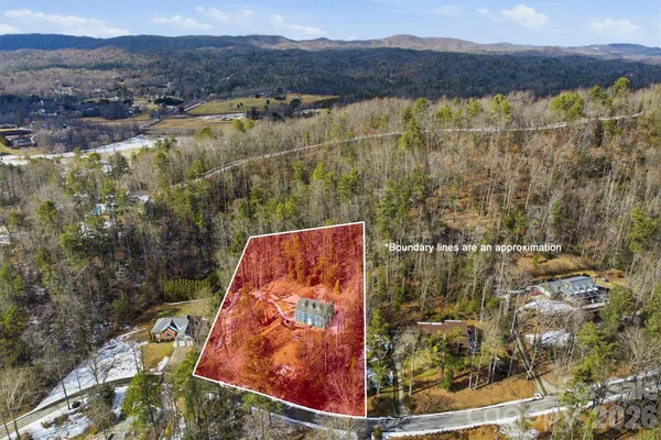 $499,900 | 3132 Stoney Brook Drive, Lenoir, NC 28645